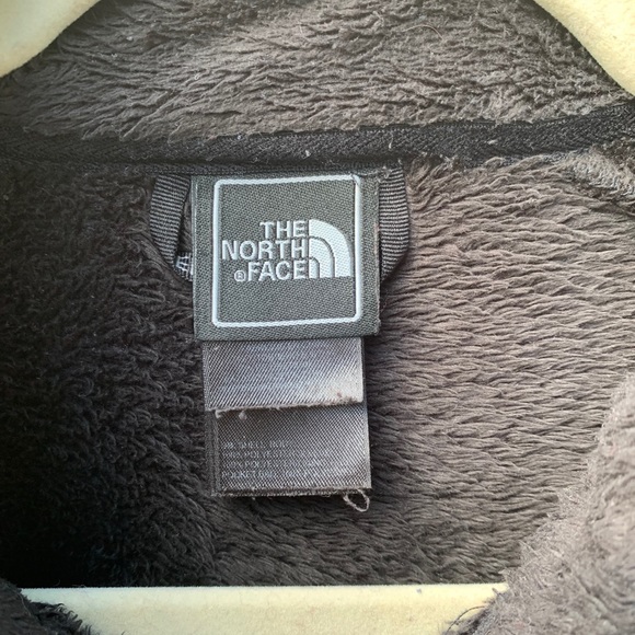 Black Fleece Northface Jacket - Picture 2 of 4